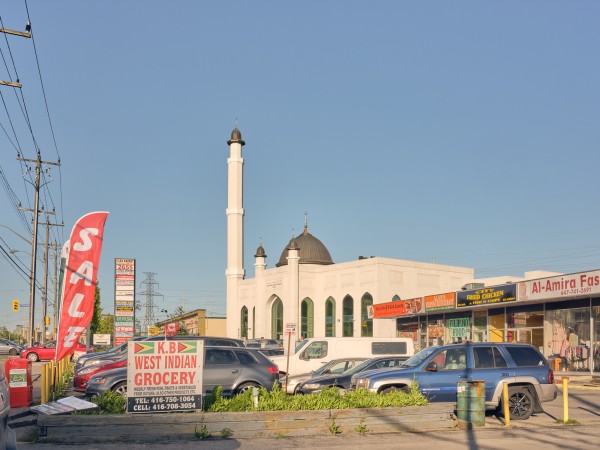 <span class='caption-artist'>Esmond Lee</span>, <span class='caption-title'>Jame Abu Bakr Siddique</span>, <span class='caption-year'>2019</span>