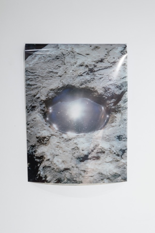 <span class='caption-artist'>Steven Beckly</span>, <span class='caption-title'>Untitled (O)</span>, <span class='caption-year'>2017</span>