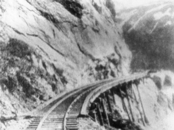 <span class='caption-artist'>Stan Douglas</span>, <span class='caption-title'>Overture</span>, <span class='caption-year'>1986</span>